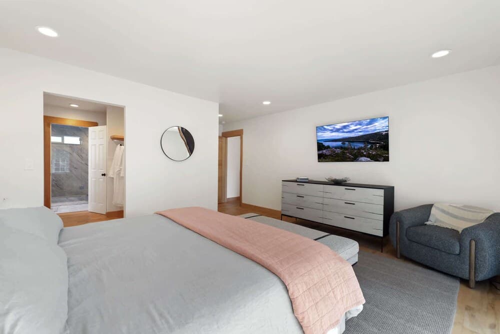 Zephyr Cove Zen - Image 26