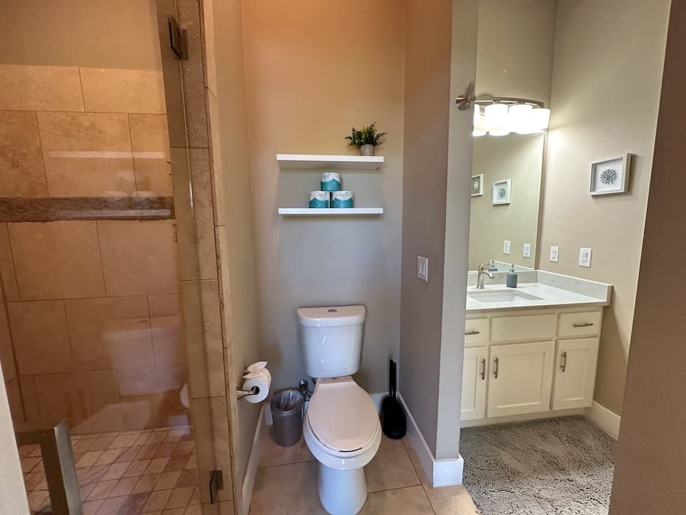 Sunny Dip & Sip Austin - Image 21