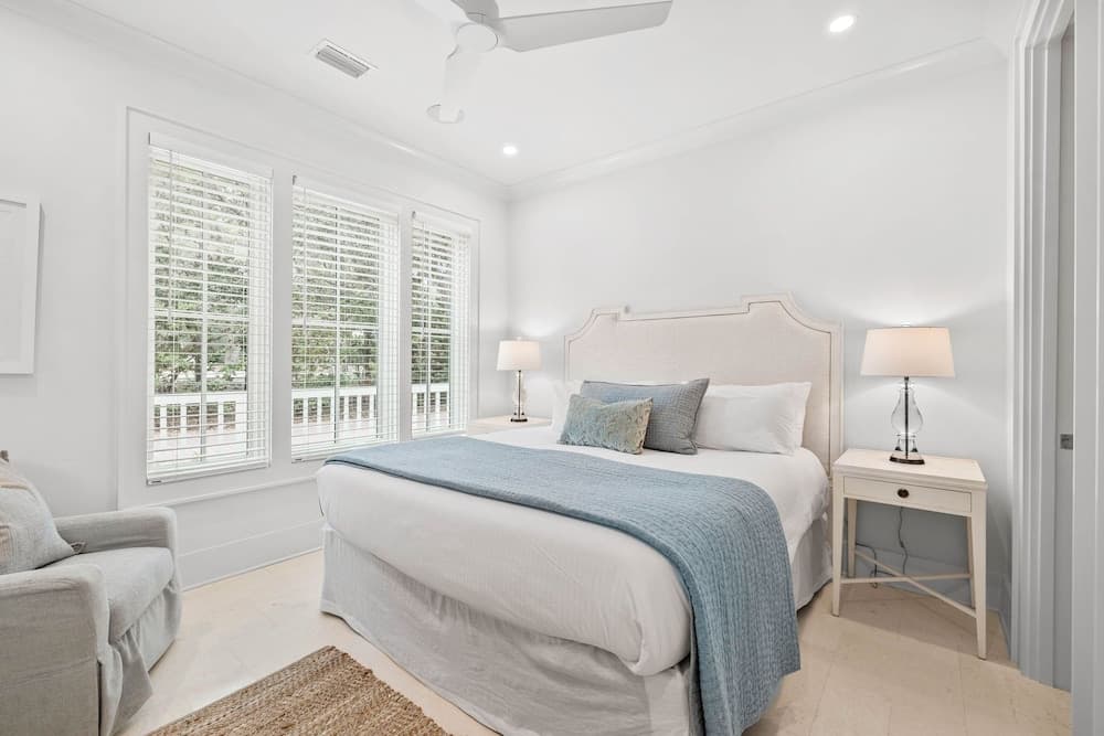 Seaside Home - Image 2