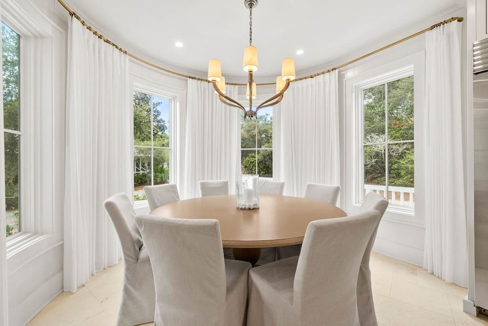 Seaside Home - Image 30