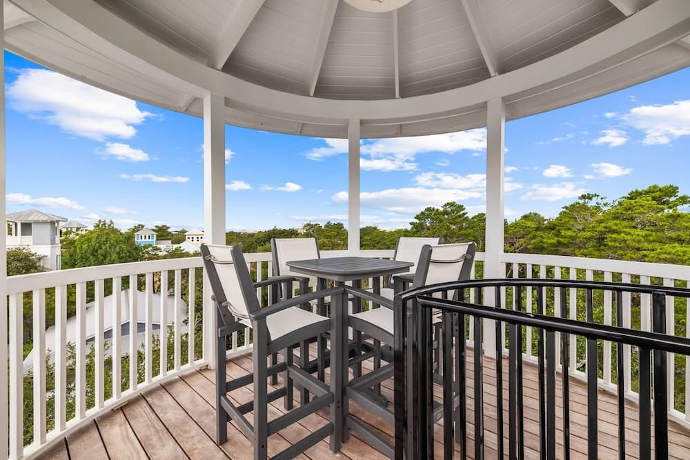 Seaside Home - Image 37