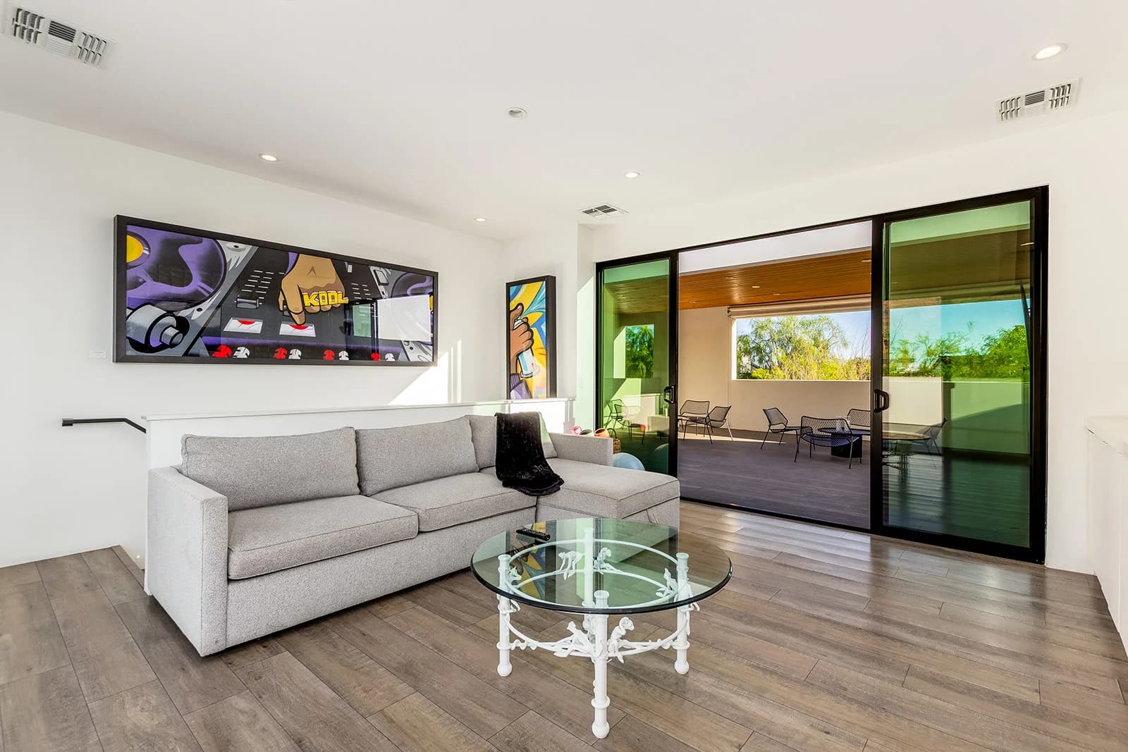 Camelback Manor - Image 101