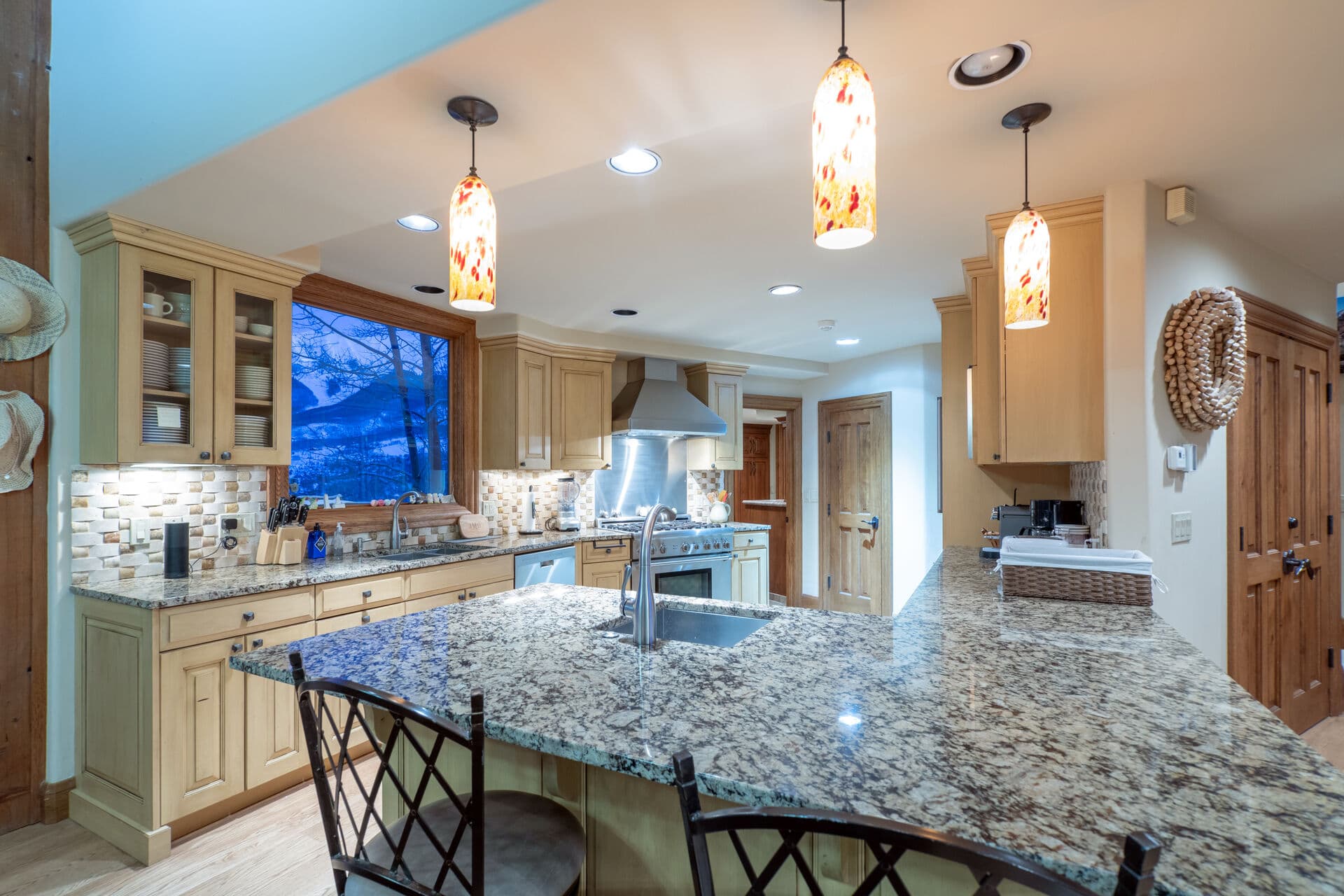 San Sophia Ridge View House - Image 6