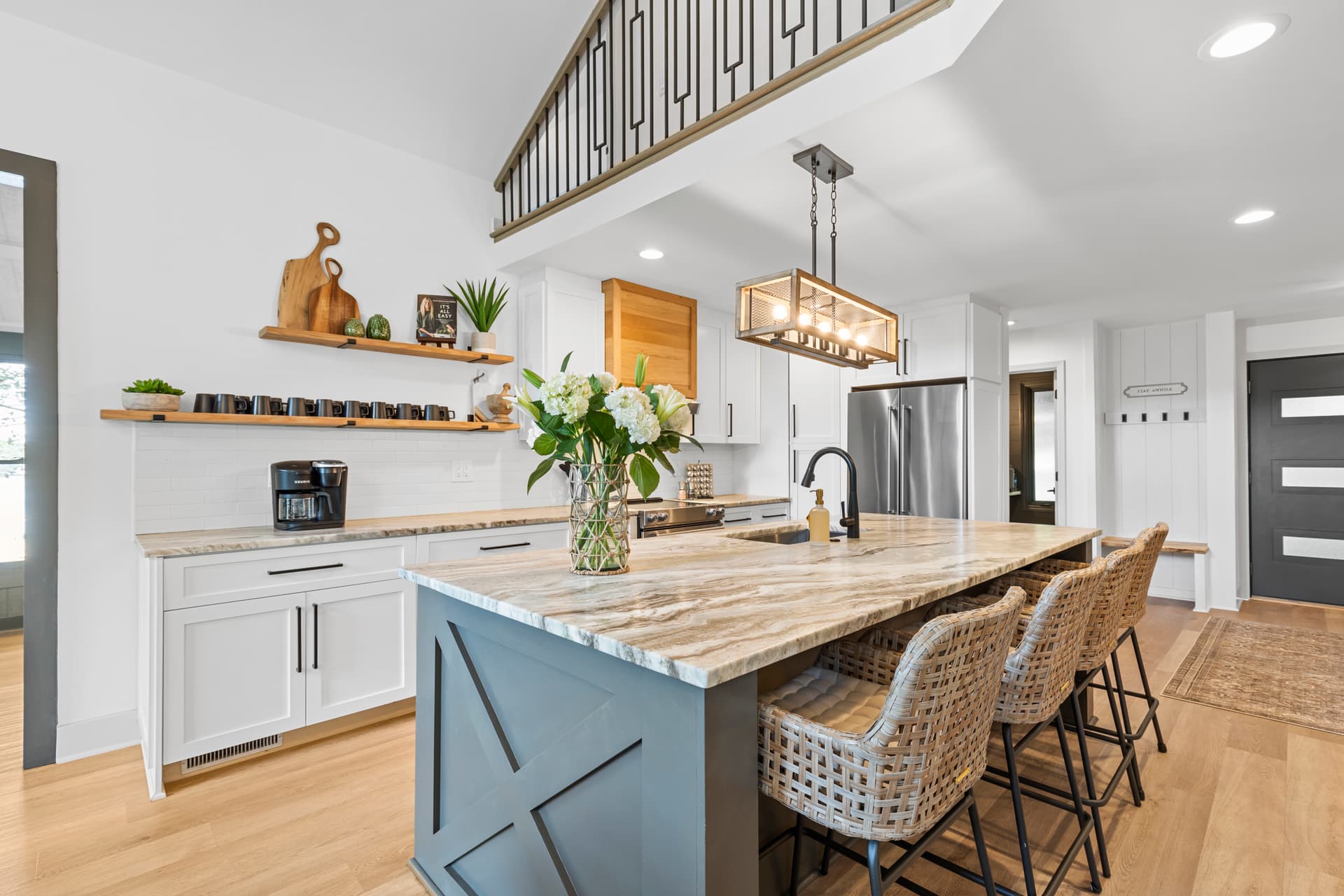 Niblick on Norman - Image 5