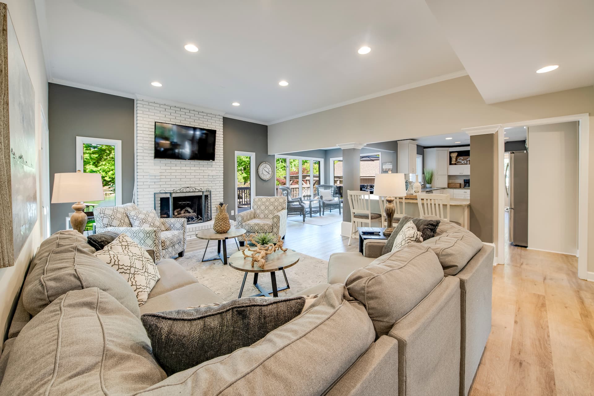 Nights on Normandy - Image 13