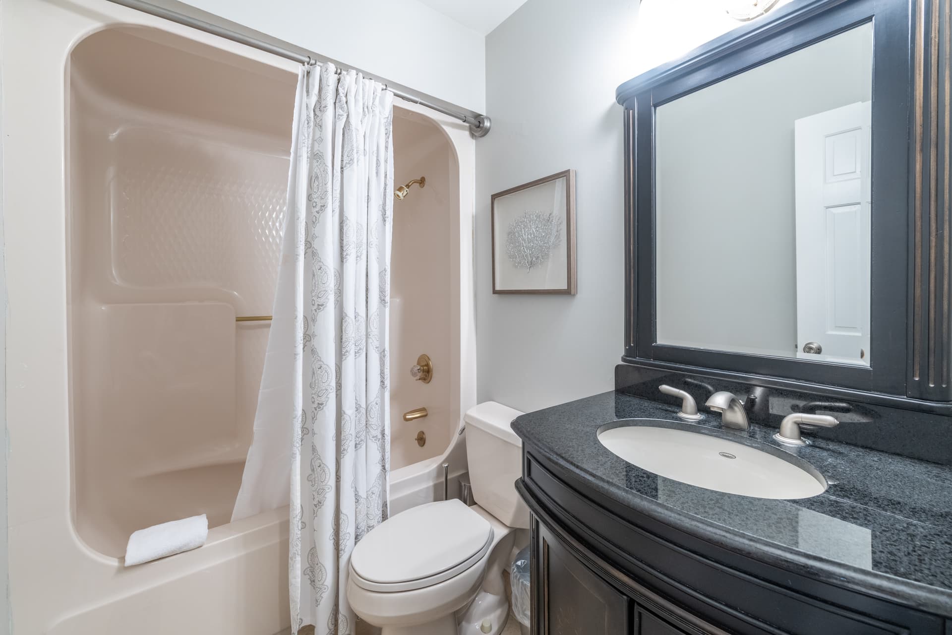 Nights on Normandy - Image 21