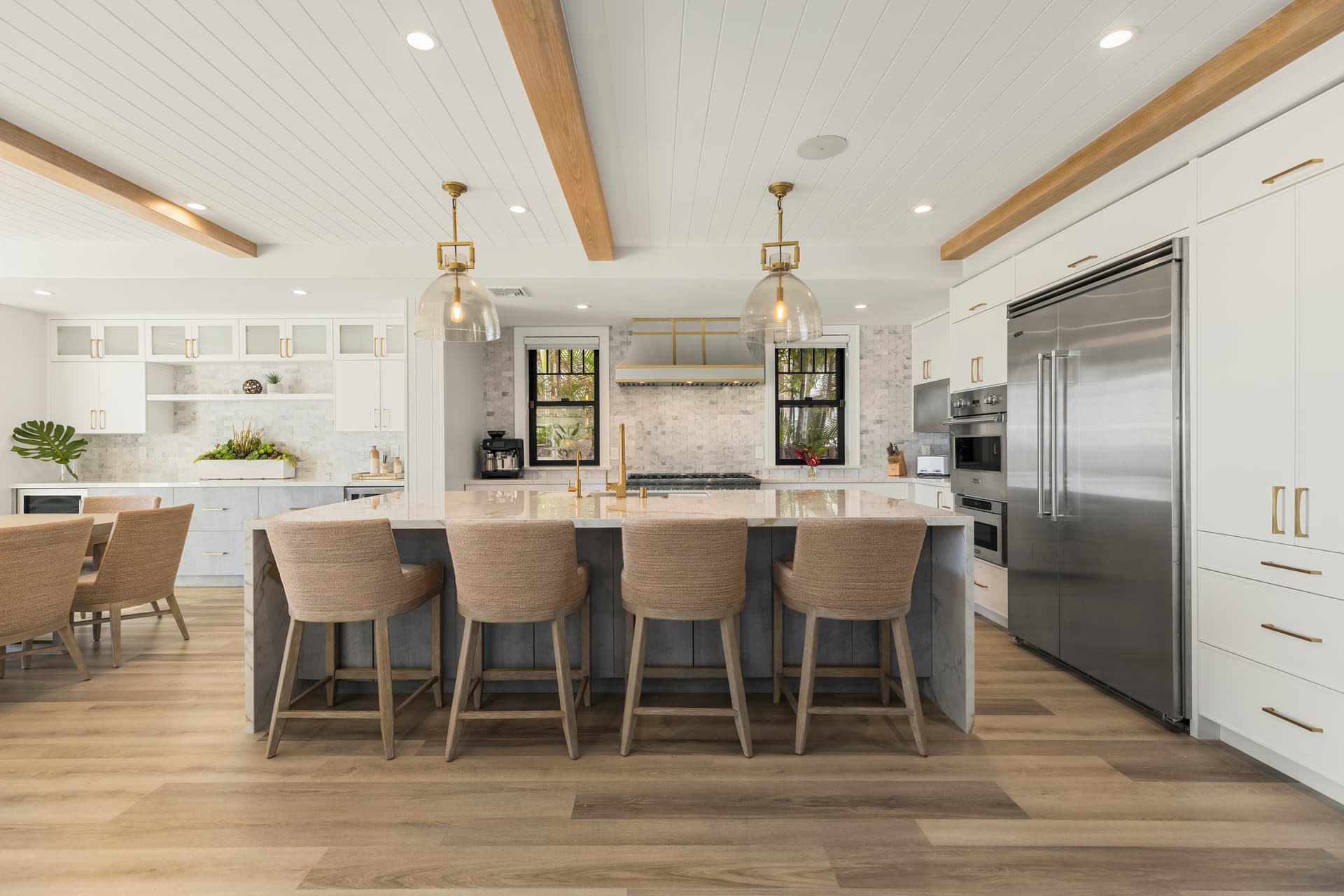 Niu Beach Estate - Image 11