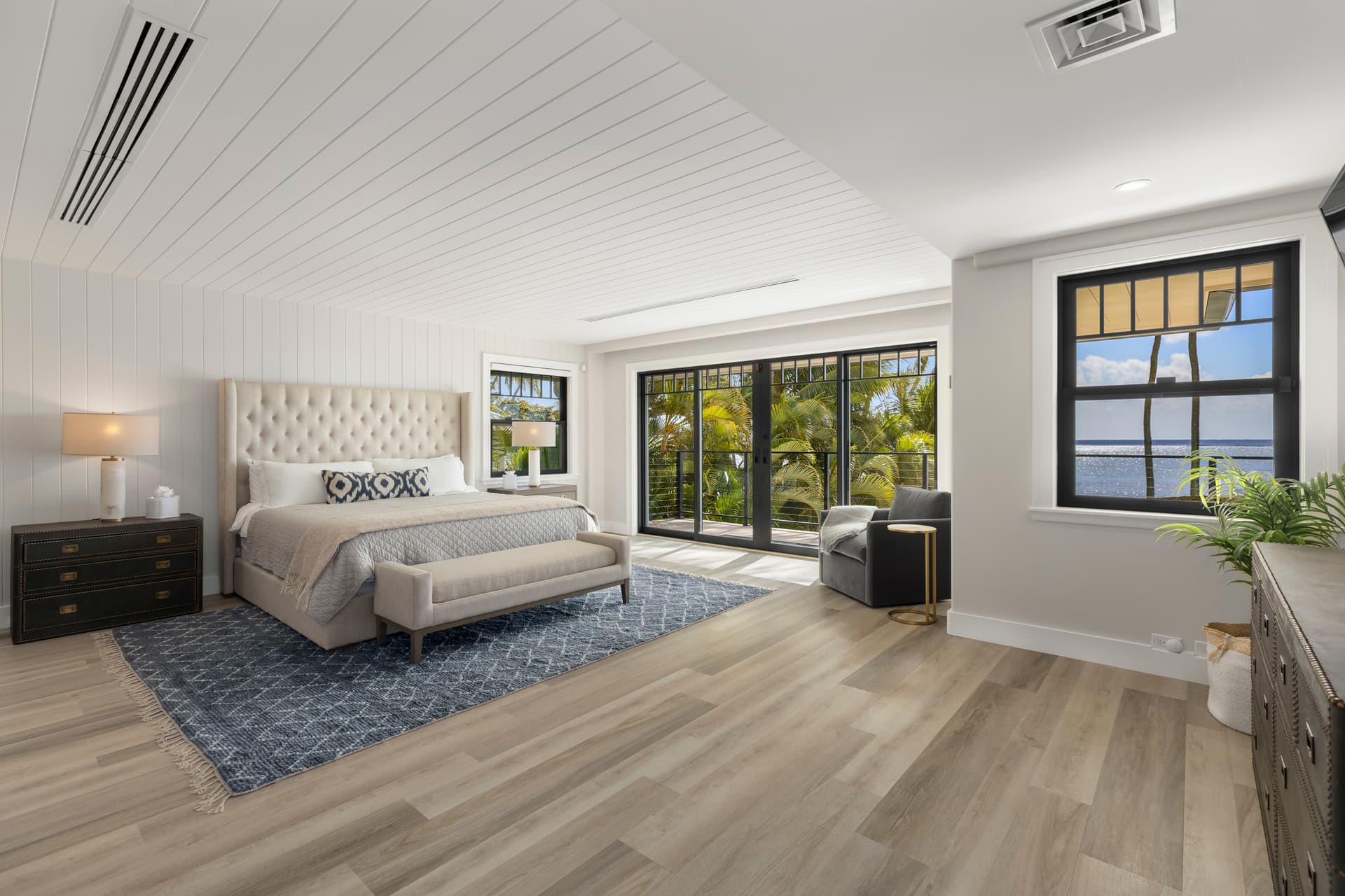 Niu Beach Estate - Image 18