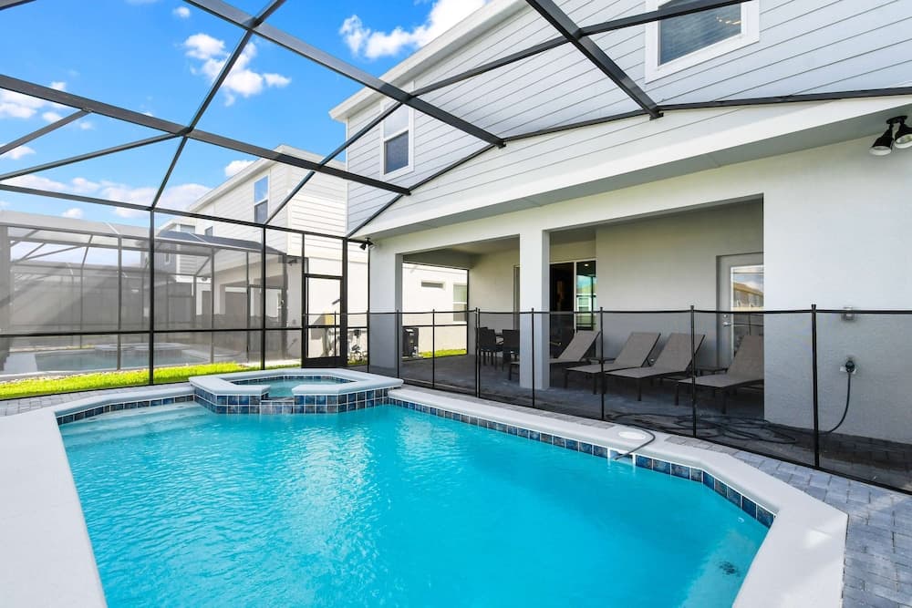 Windsor Grand - Image 2