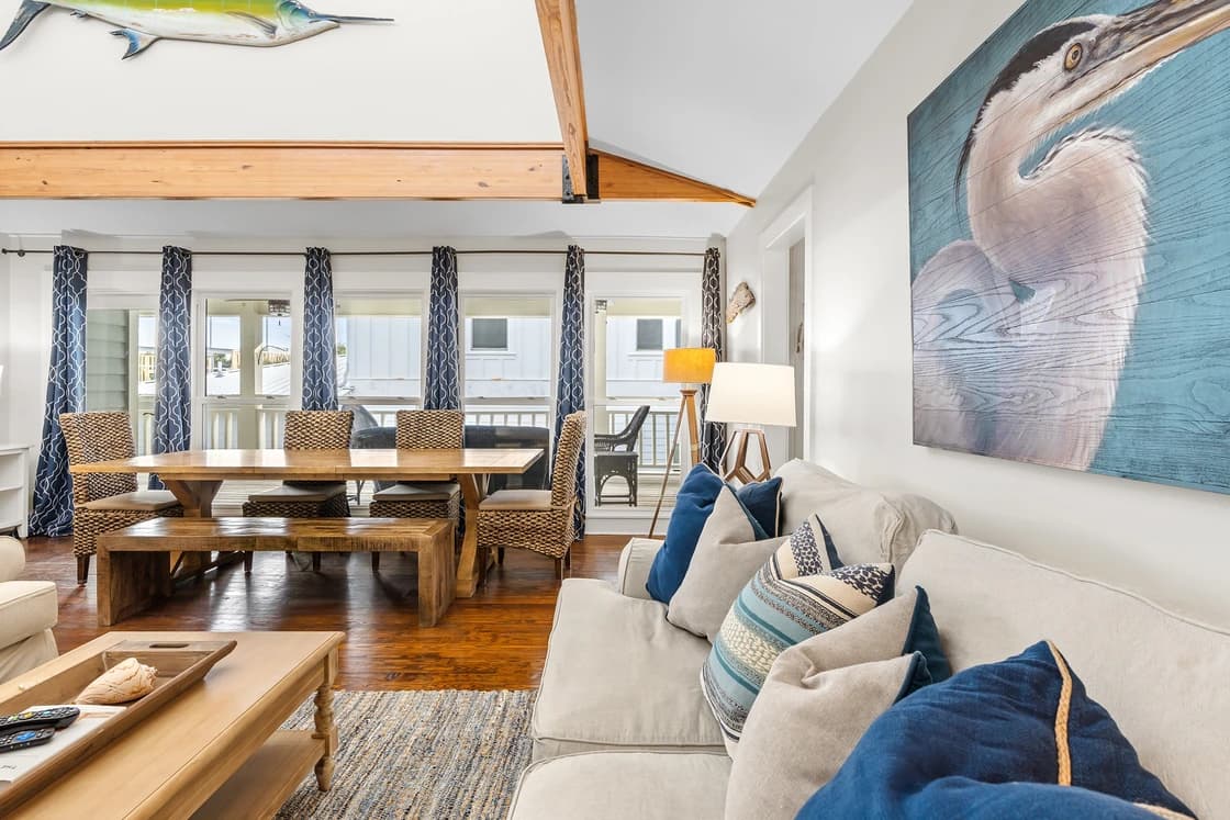 Porch Paradise - Image 34