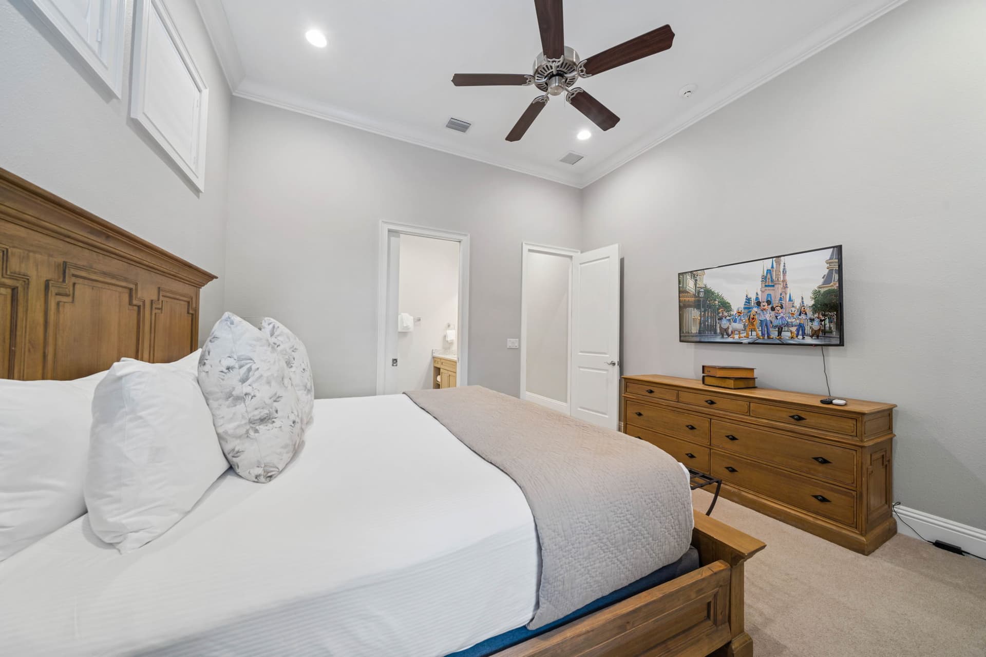 Legends Palace - Image 43