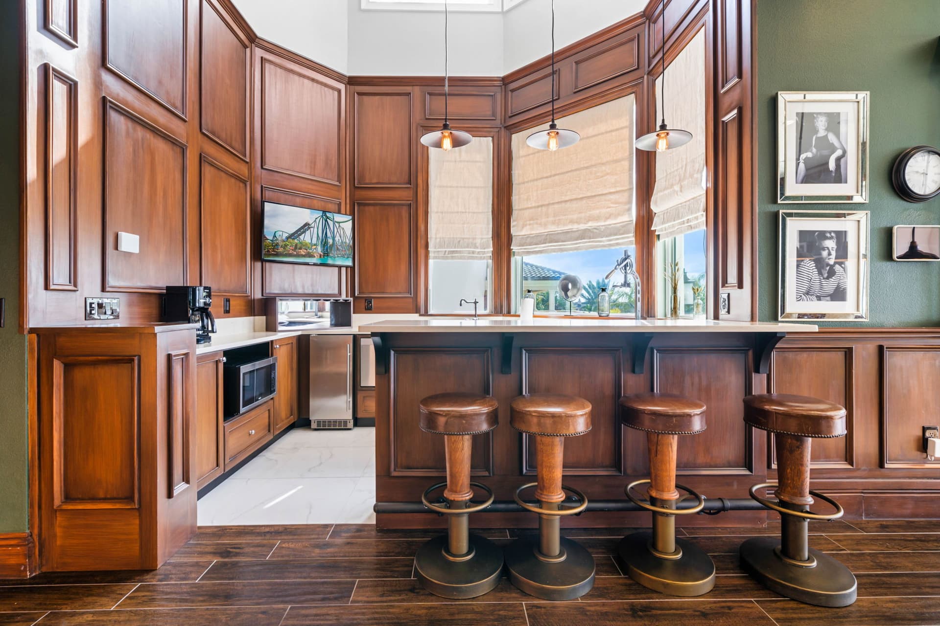 Legends Palace - Image 29