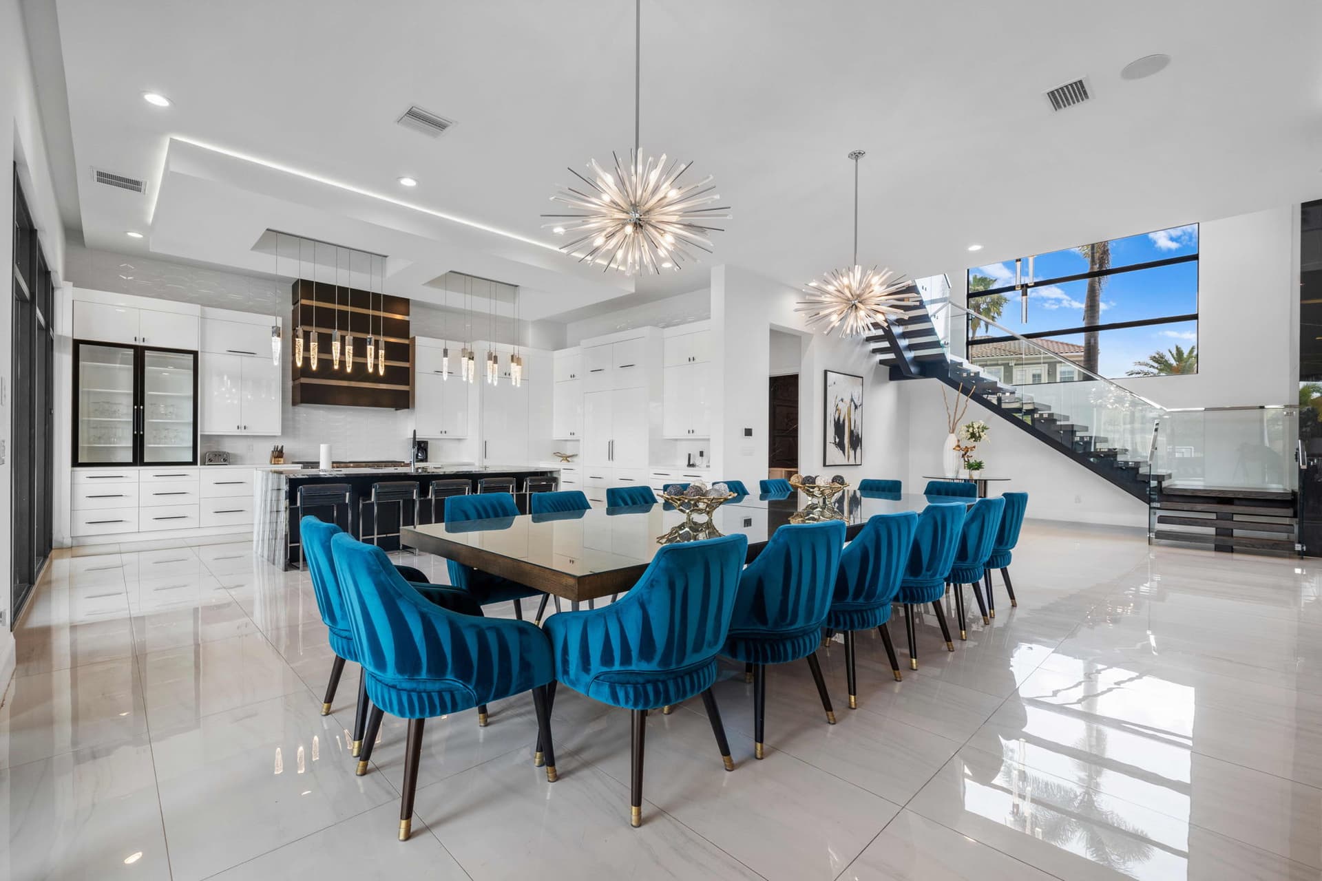 Legends Palazzo - Image 5