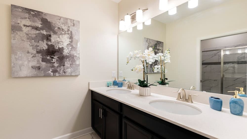 Galaxy Far Far Away - Image 20