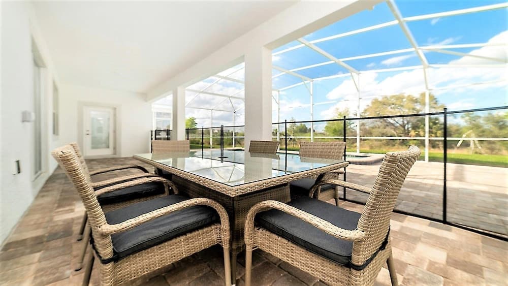 Galaxy Far Far Away - Image 25