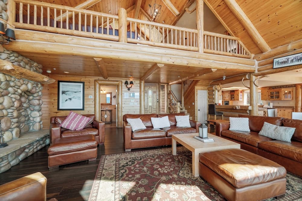 Northern Exposure Lakefront - Image 6