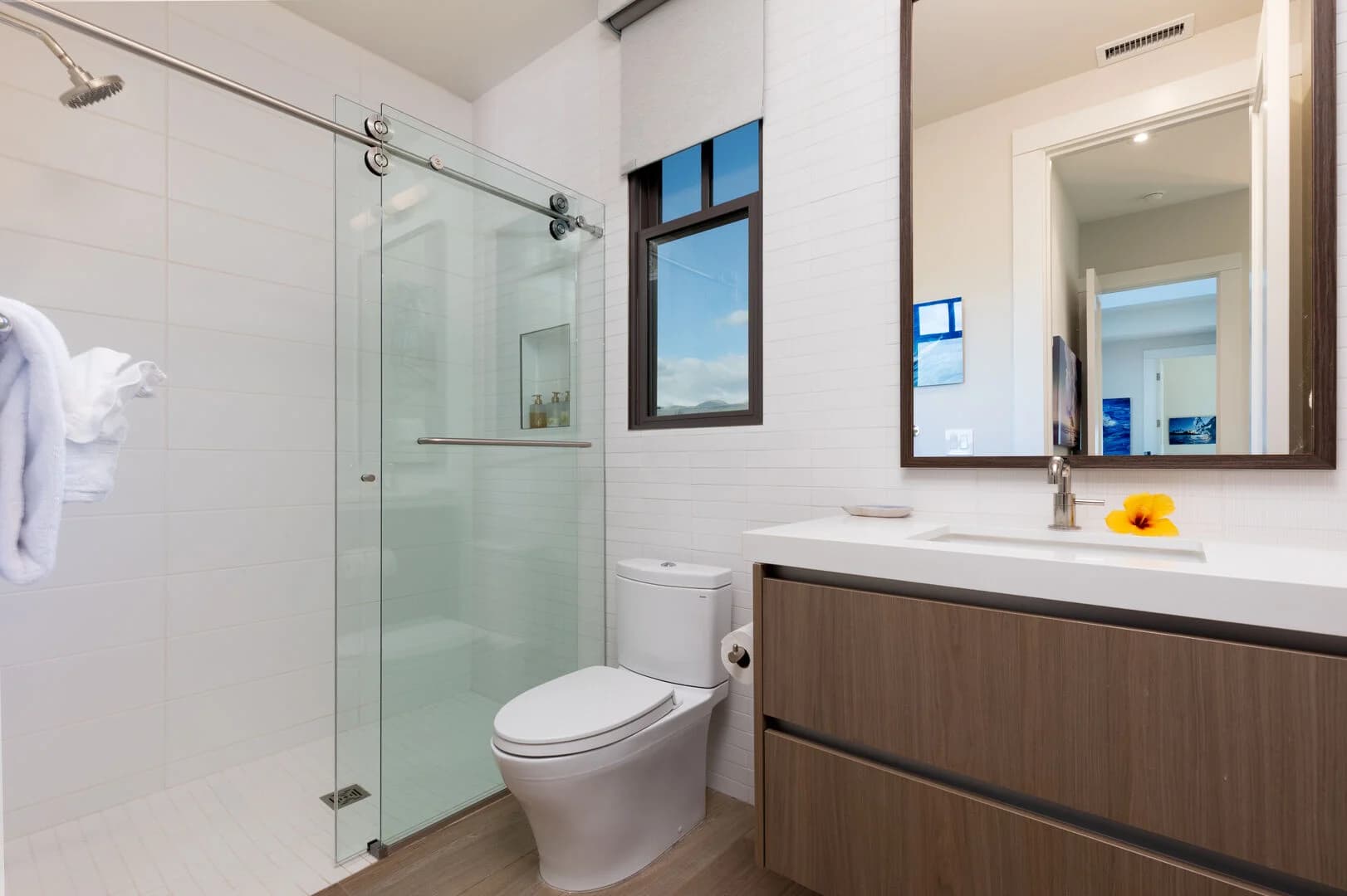 Hale Kailani - Image 44