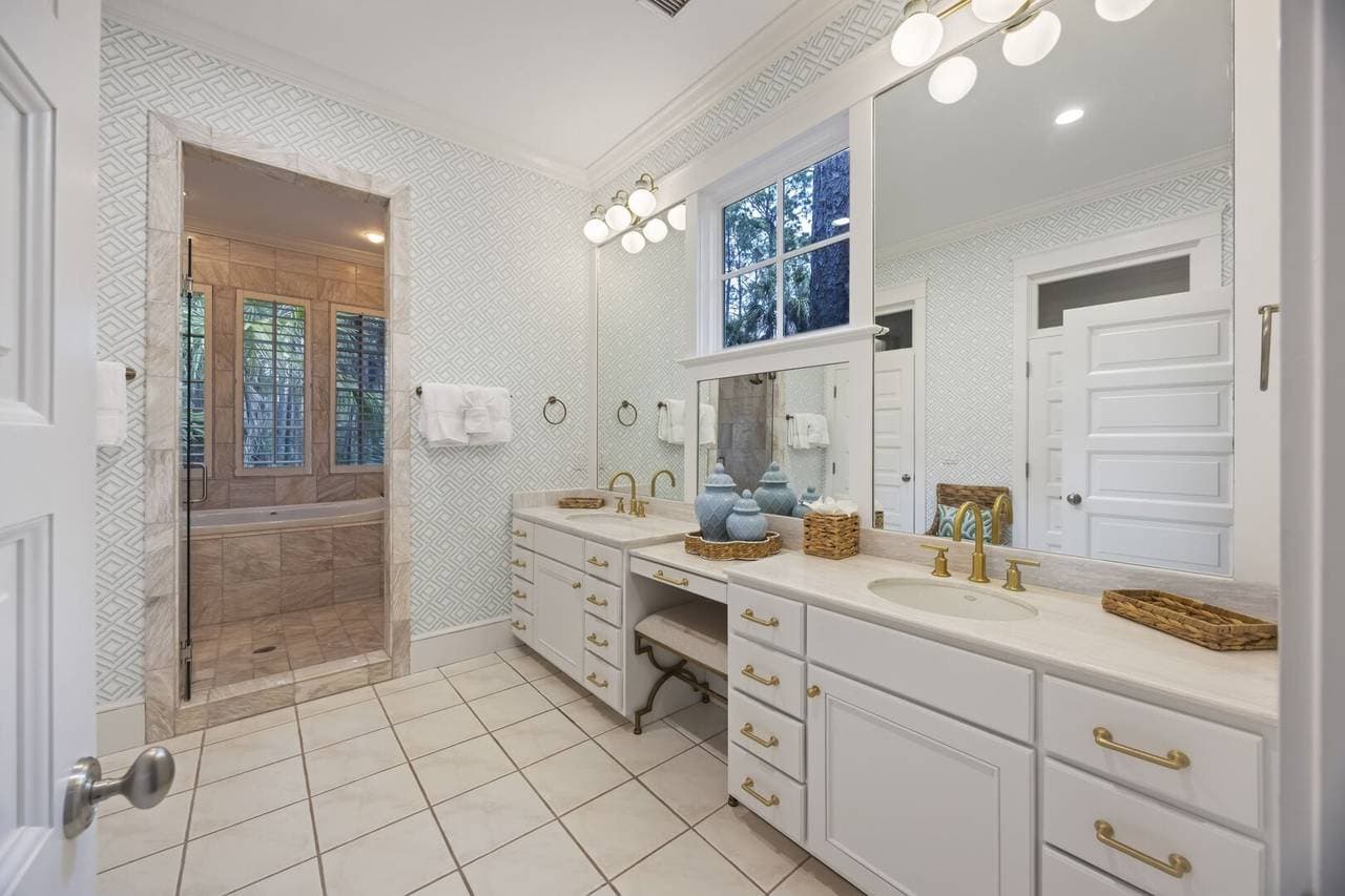 Blue Heron Pond - Image 34