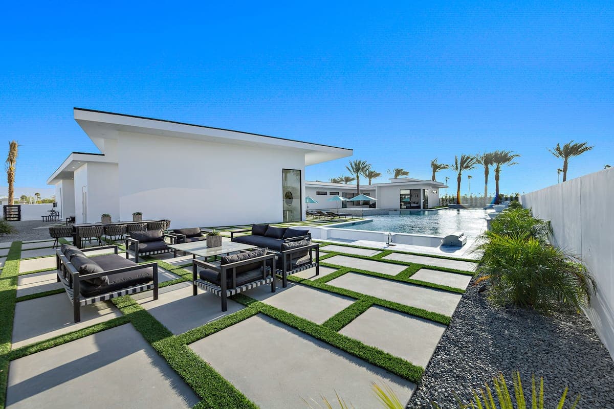 Bravo Villa #10 - Image 70