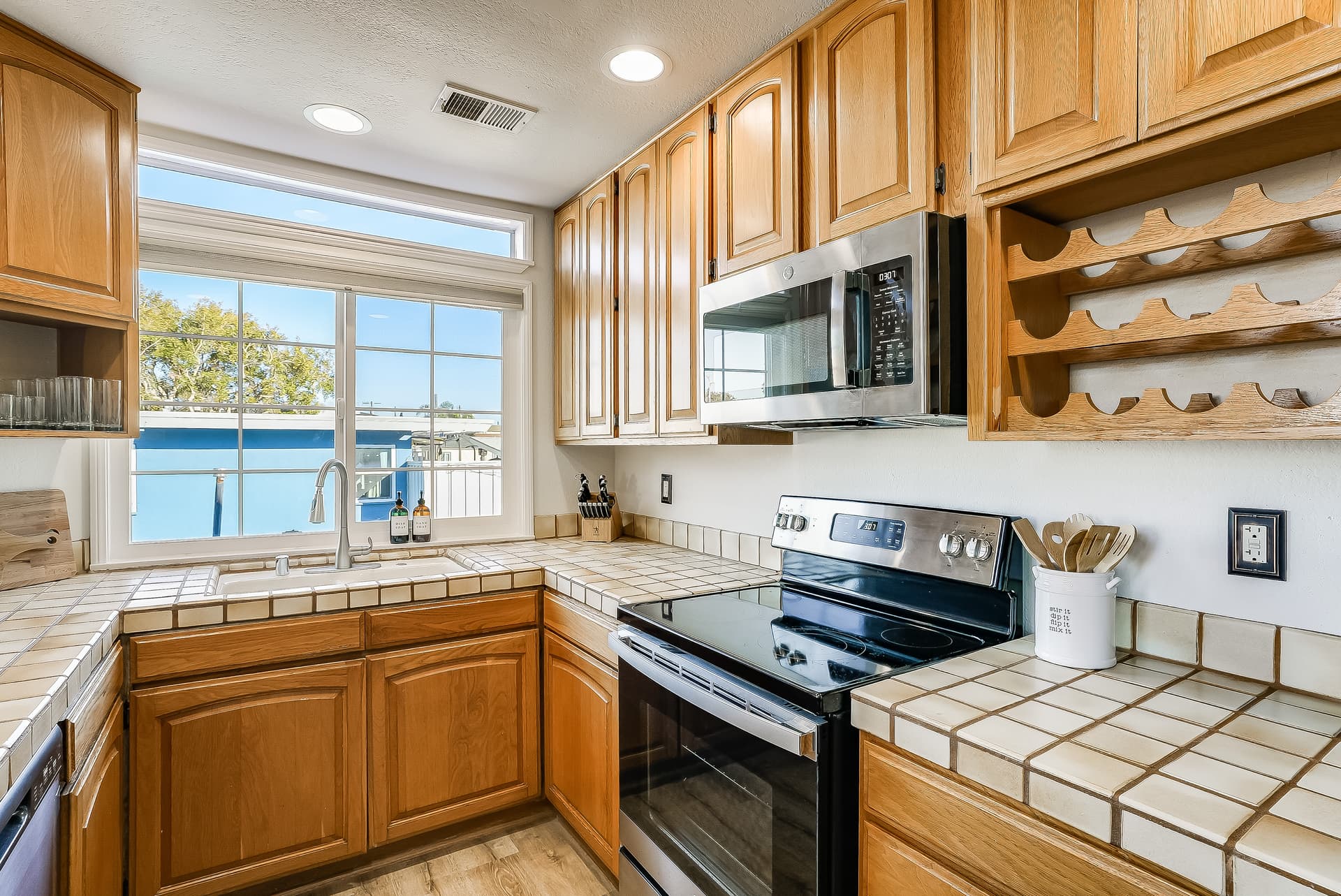 Ormond Lookout - Image 15