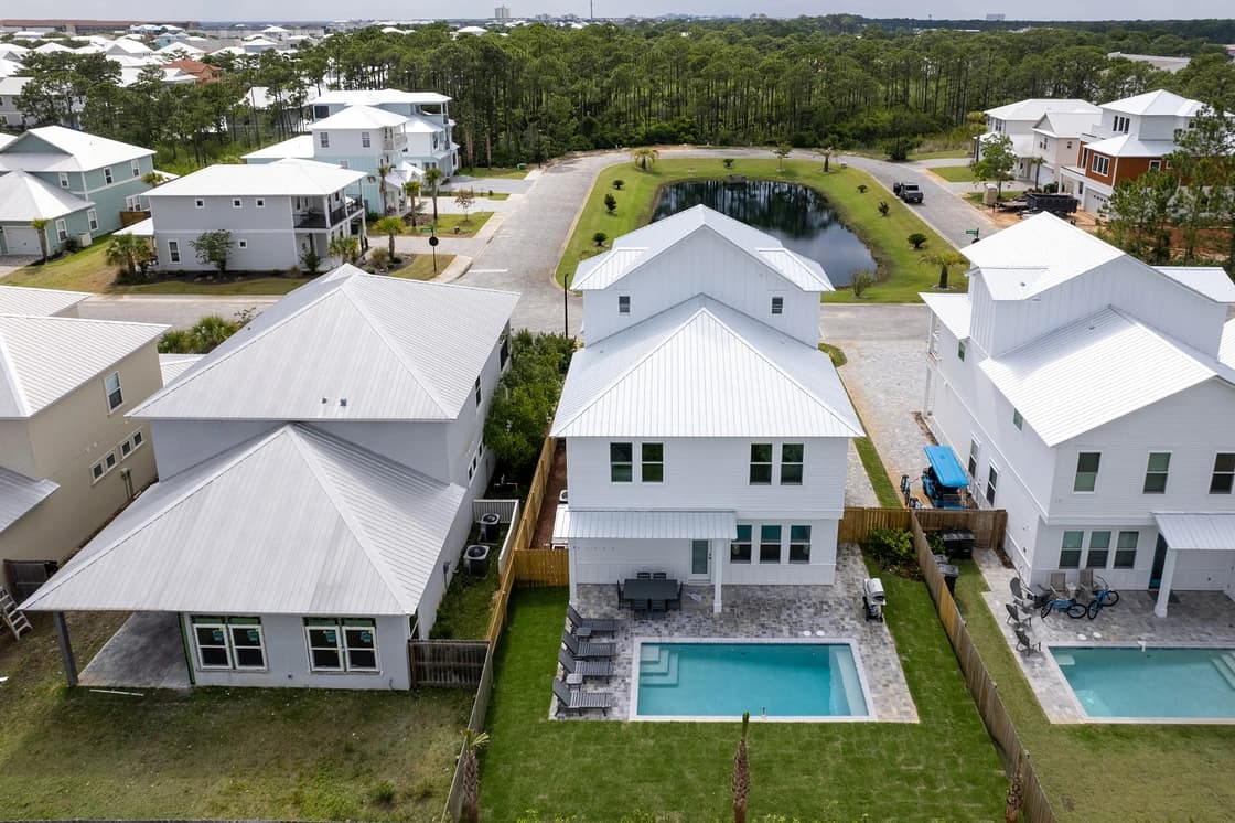 Flipper Manor - Image 36