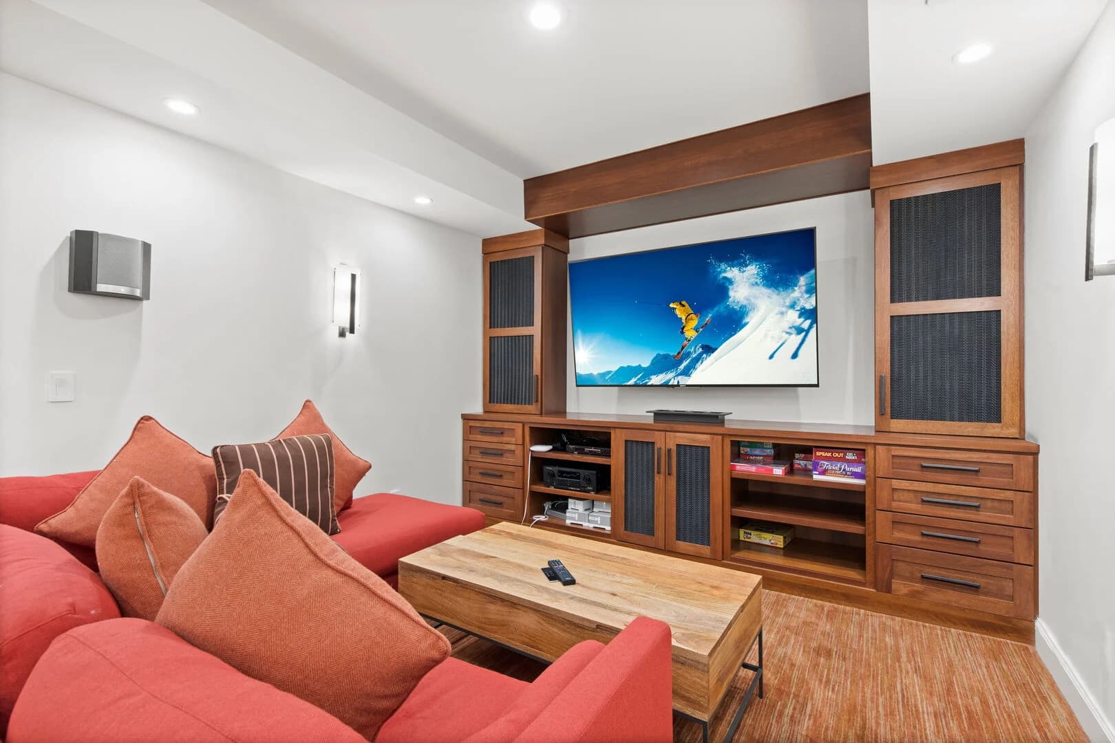 Woodside House - Image 39