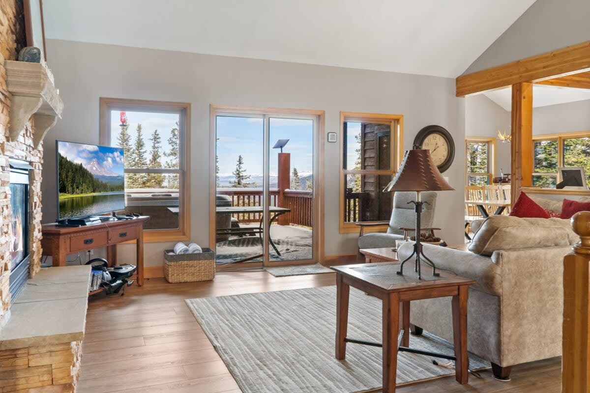 Blue River Retreat - Image 14