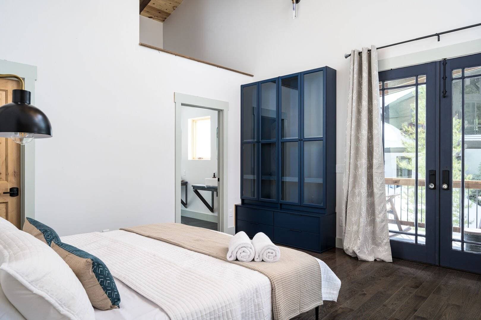 Mountain Manor - Image 27