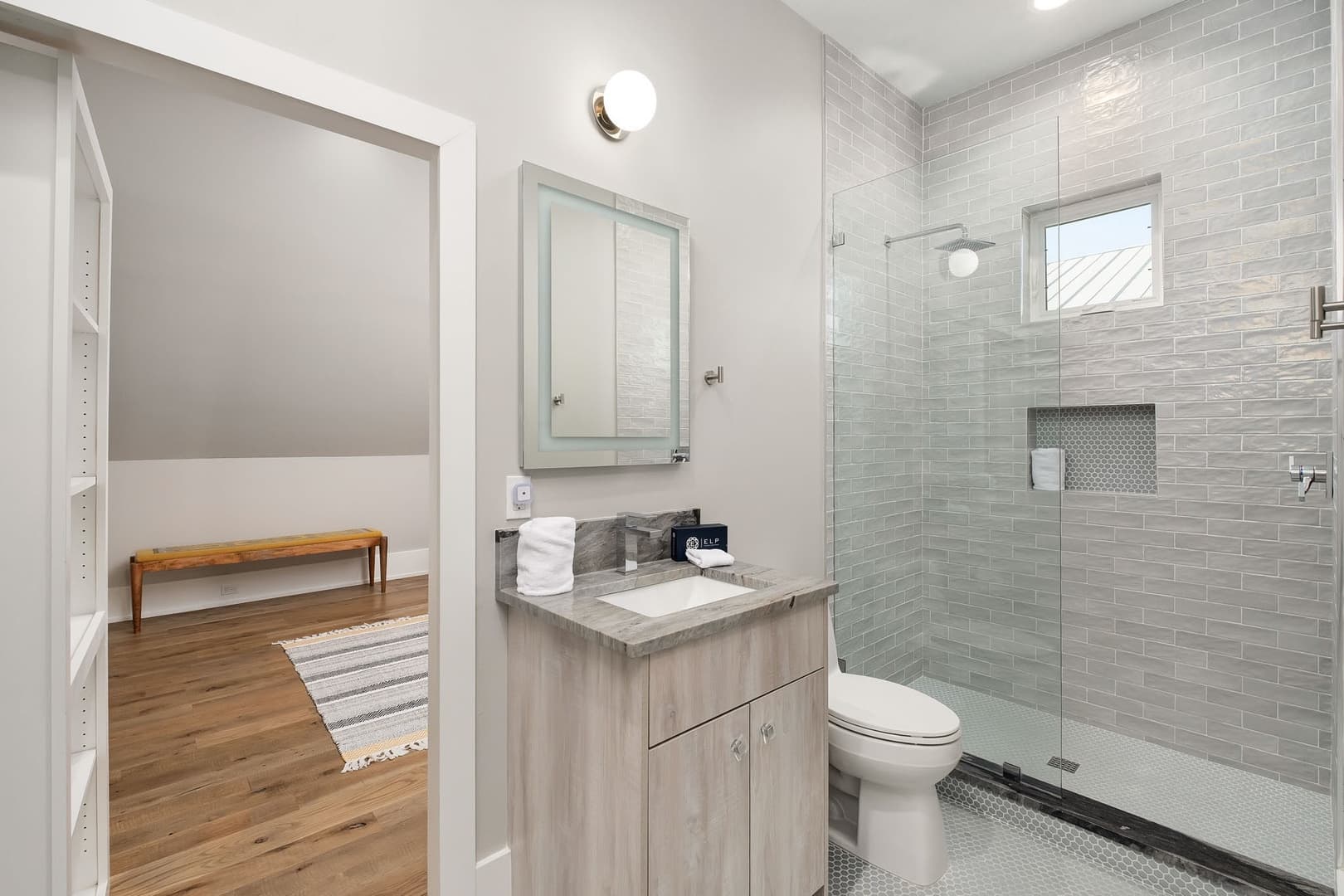 Coastal Dream Manor - Image 46