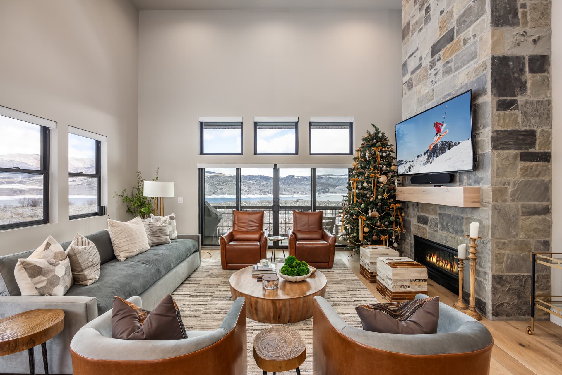 Mayflower Lakeside #864 - Image 1
