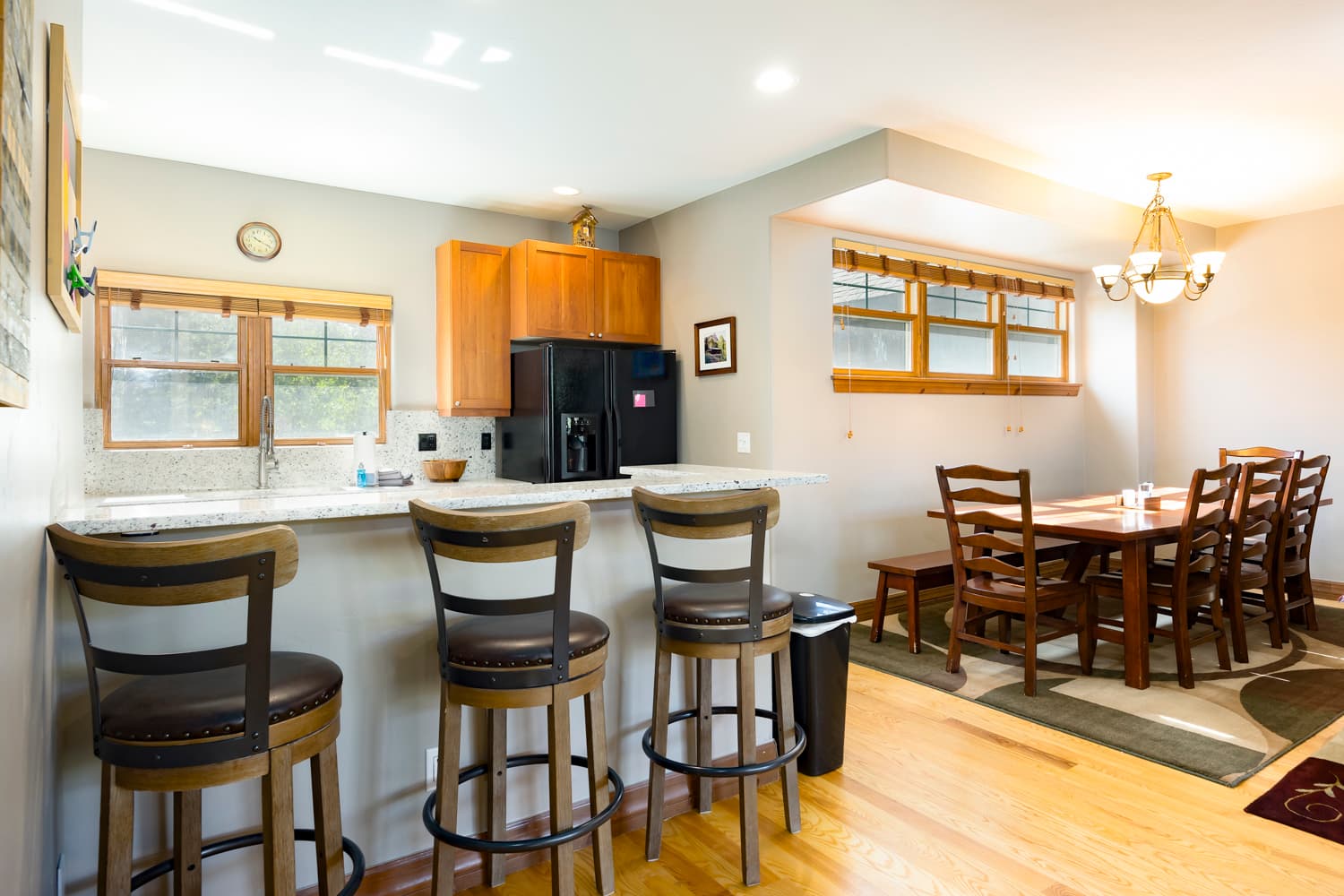 Oak Point Place - Image 4