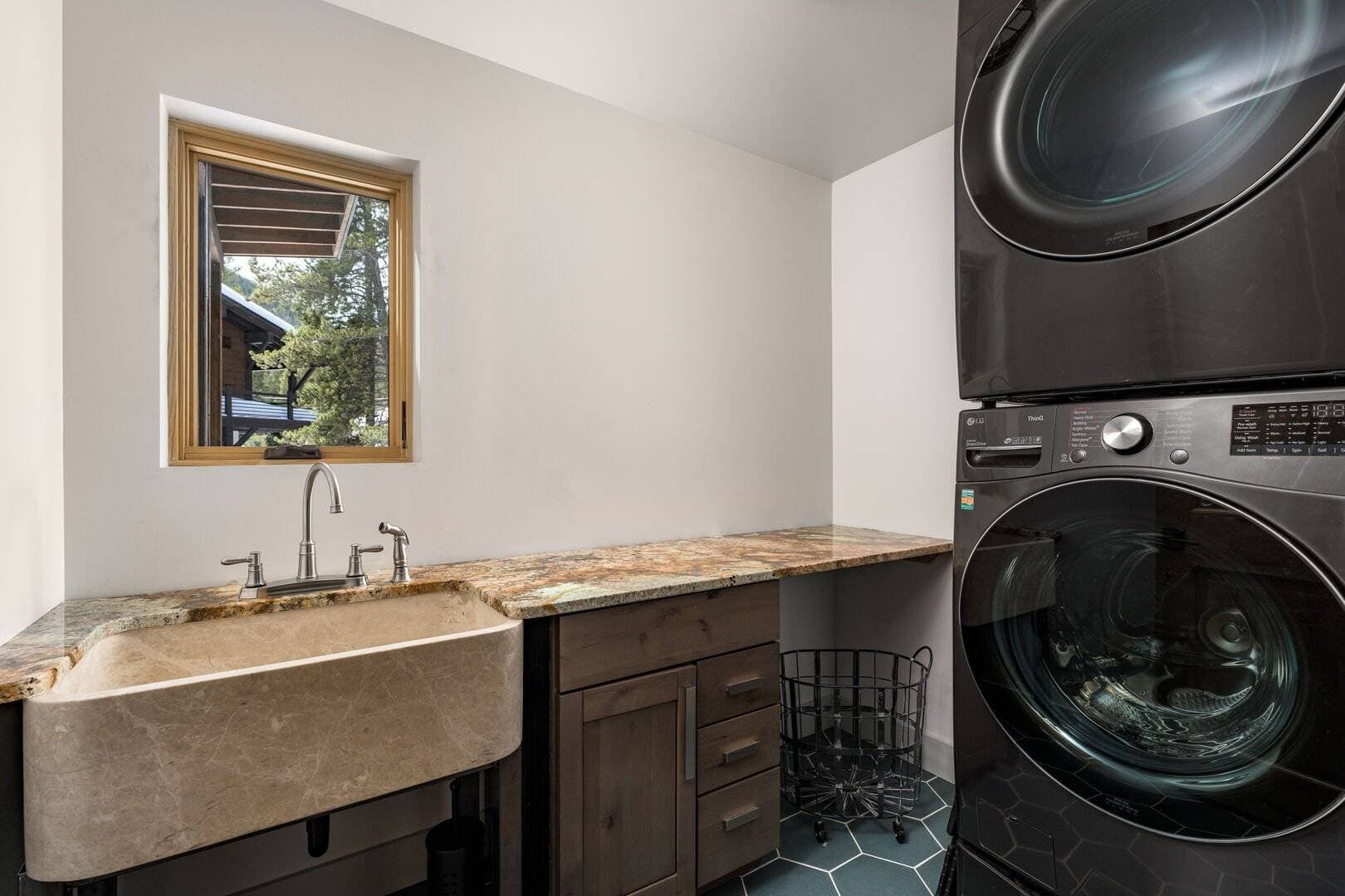 Mountain Manor - Image 71