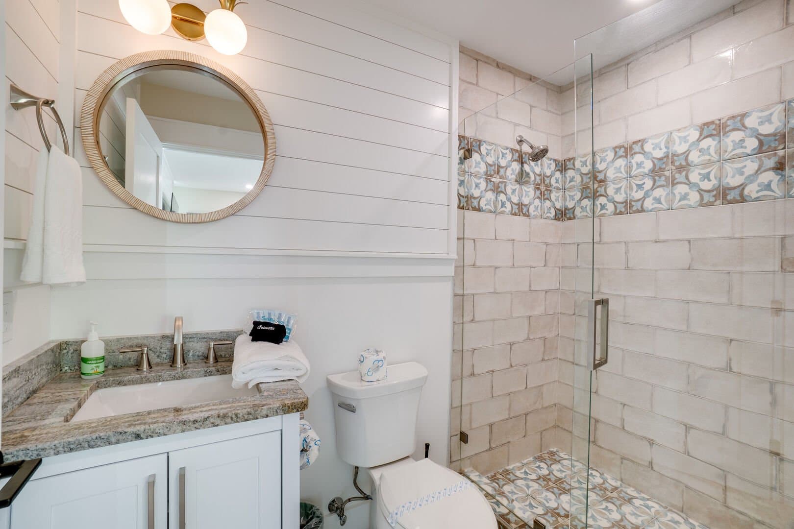 Come Sail A Bay - Image 16