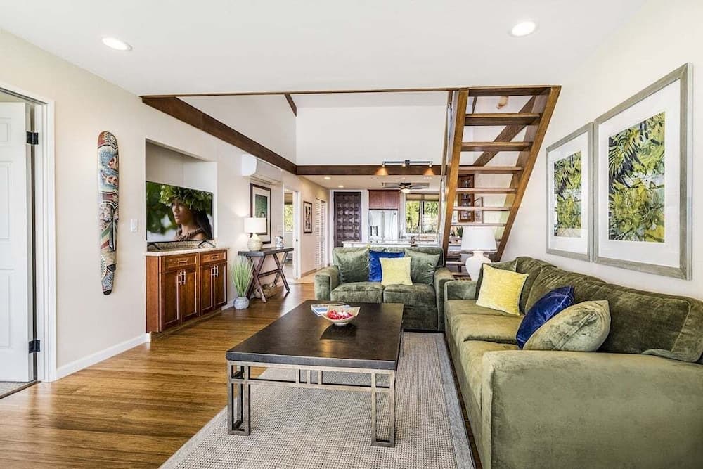 Country Club Villas #318 - Image 4