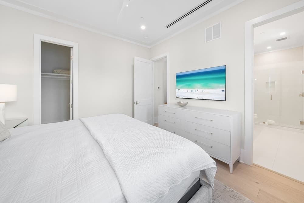 Ocean Breeze - Image 33