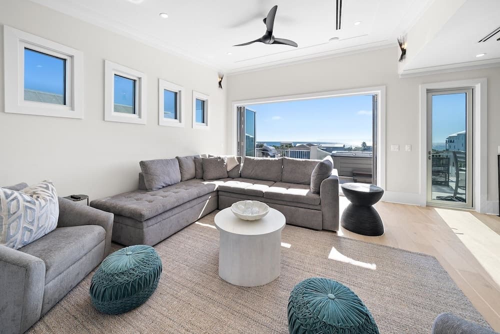 Ocean Breeze - Image 22