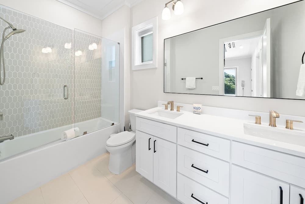 Ocean Breeze - Image 38