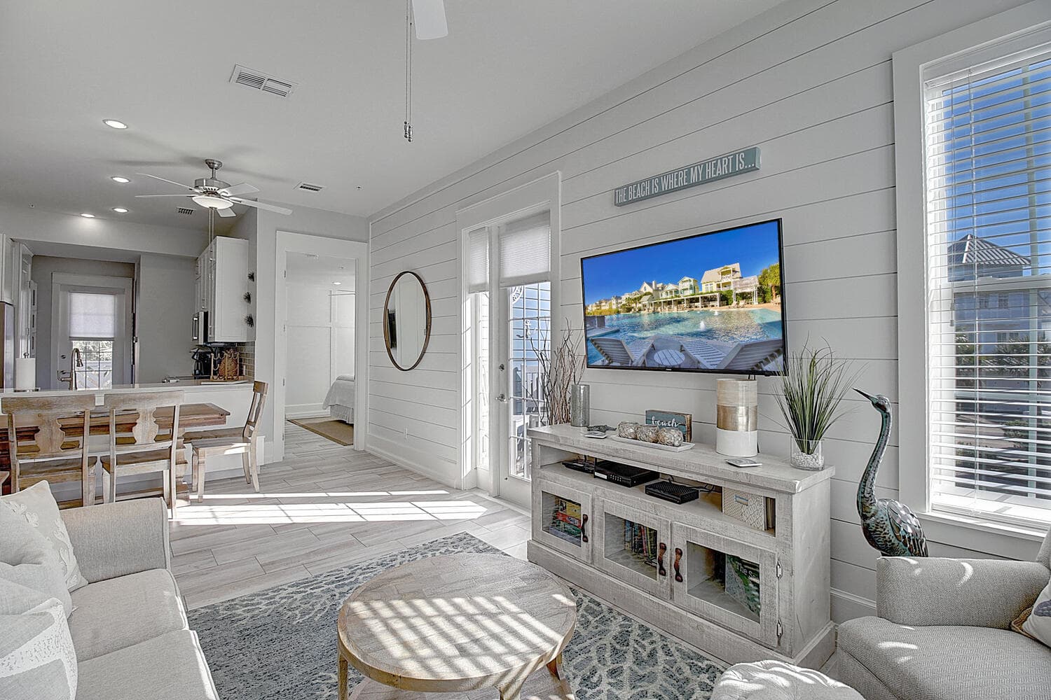 Leighzy Waves - Image 7