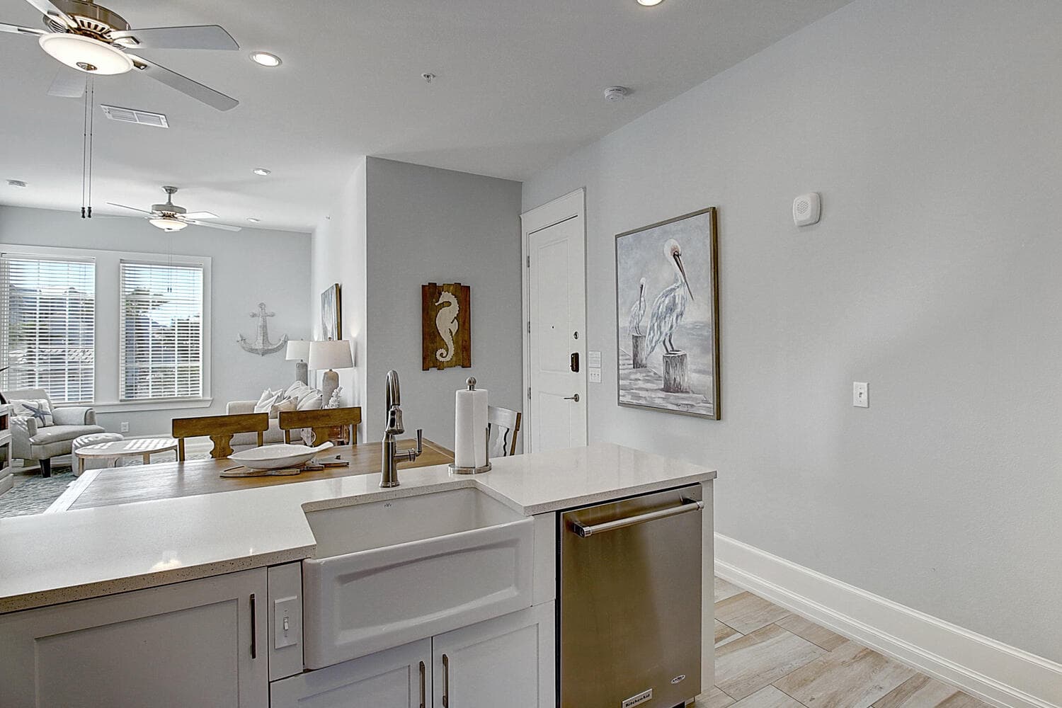 Leighzy Waves - Image 16