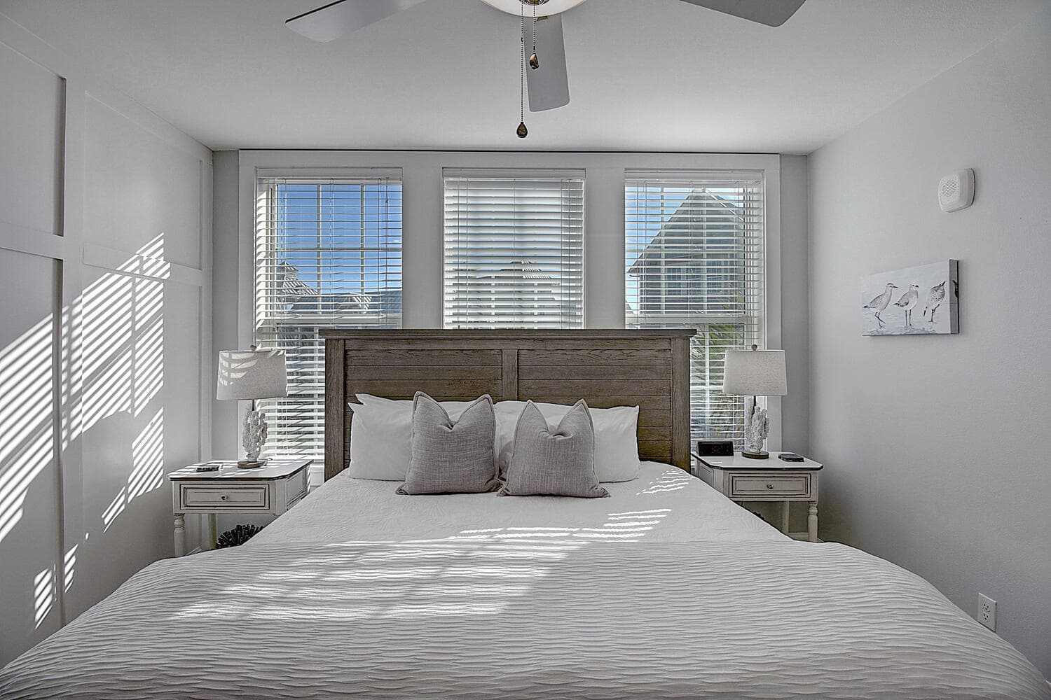 Leighzy Waves - Image 20