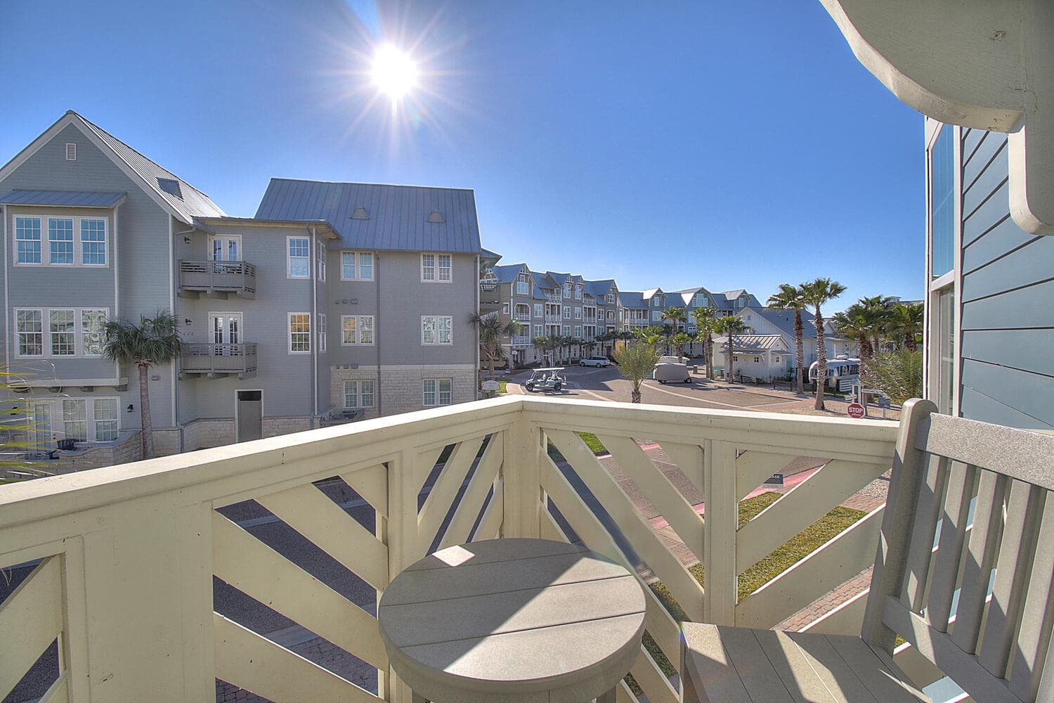 Leighzy Waves - Image 36