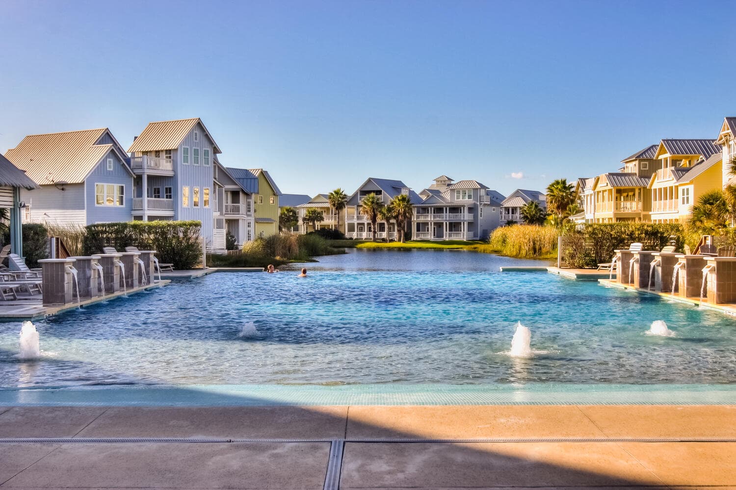 Leighzy Waves - Image 44