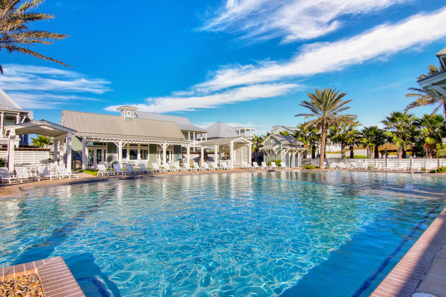 Leighzy Waves - Image 45