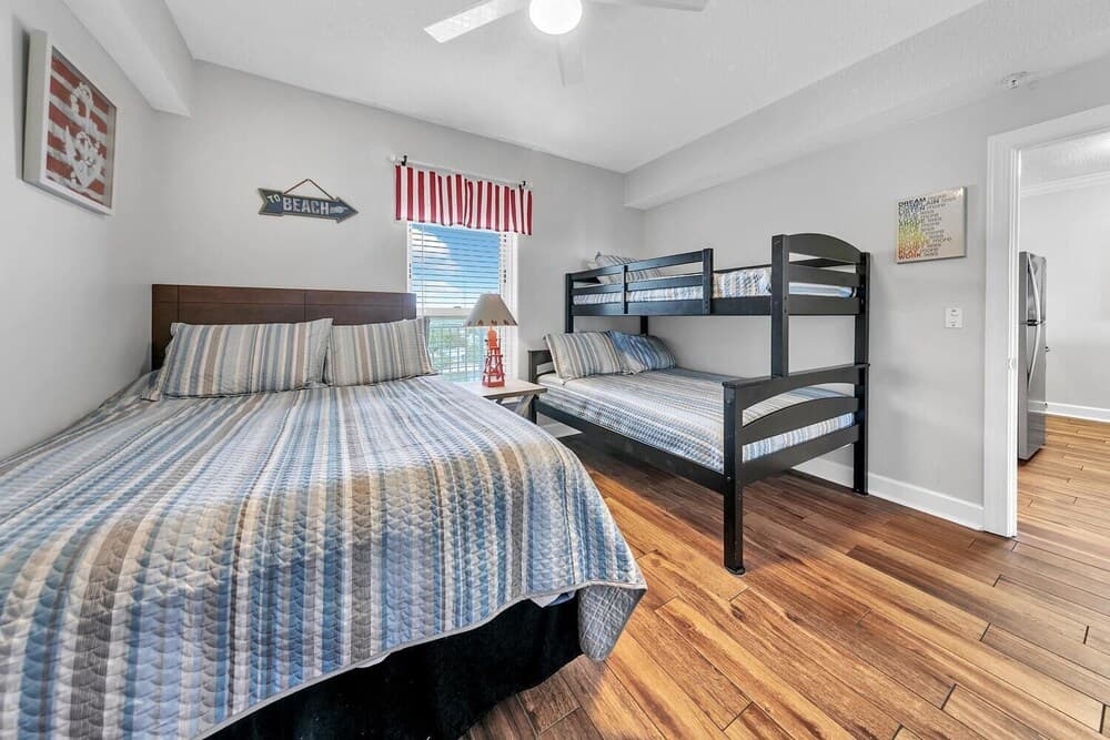 Ocean Reef #1204 - Image 7