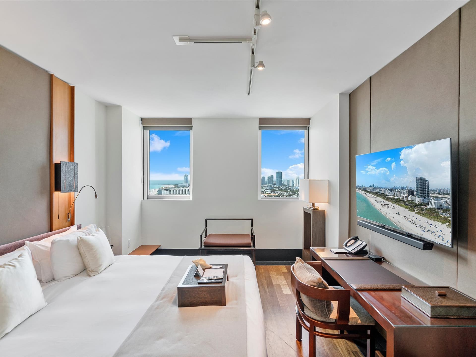 Ocean & Skyline Serenity - Image 17