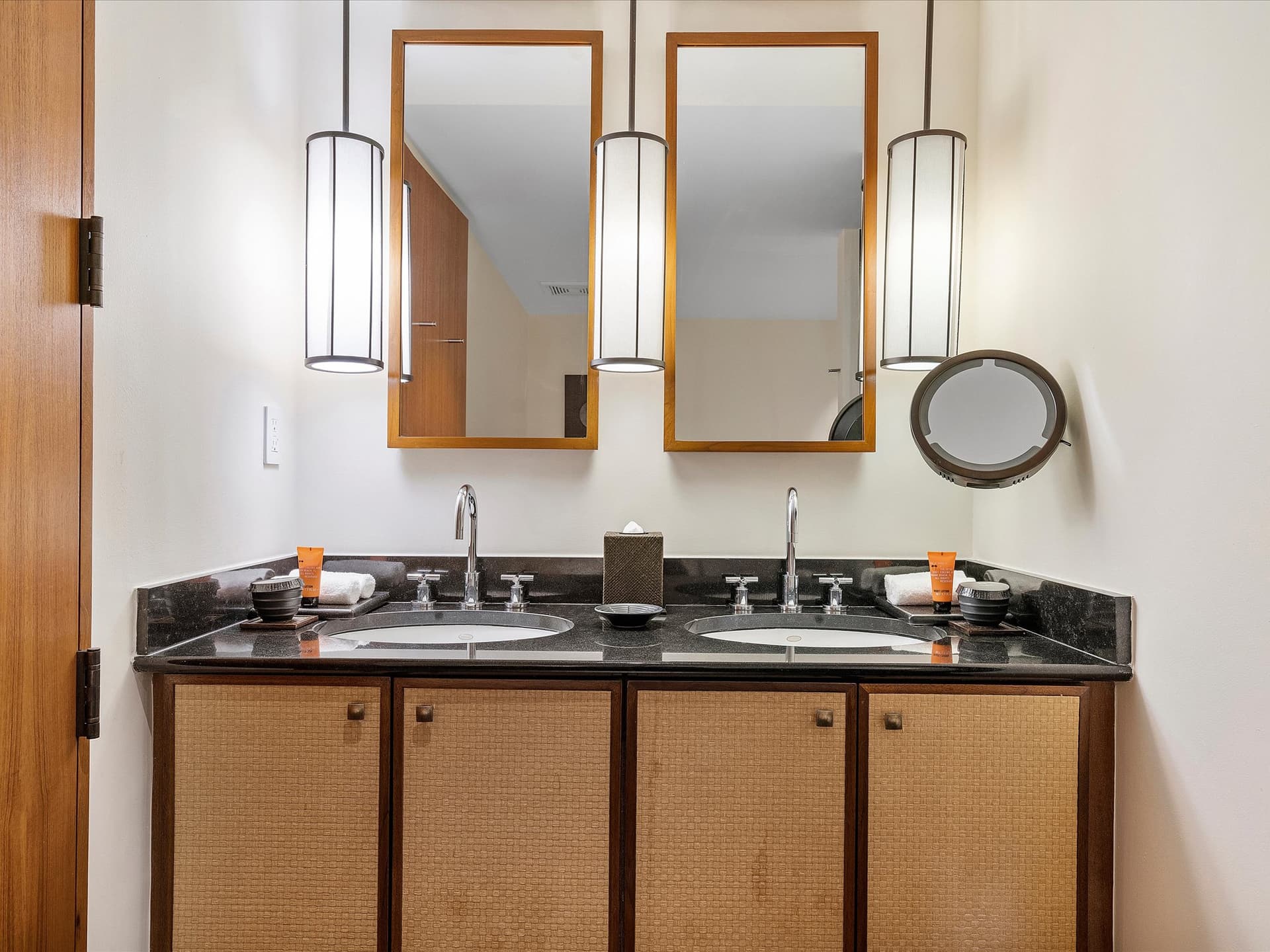 Ocean & Skyline Serenity - Image 24