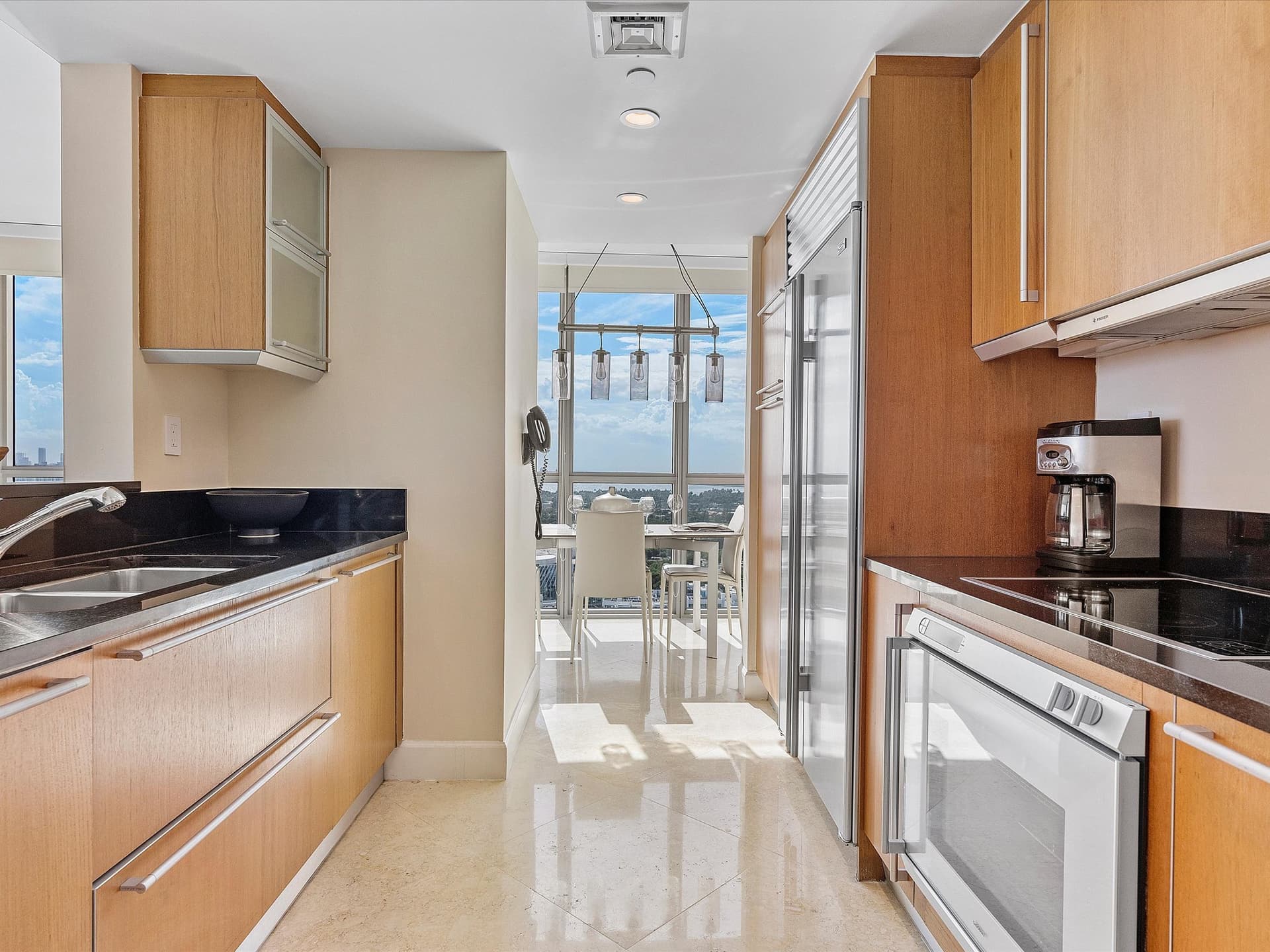 Ocean & Skyline Tranquility - Image 18