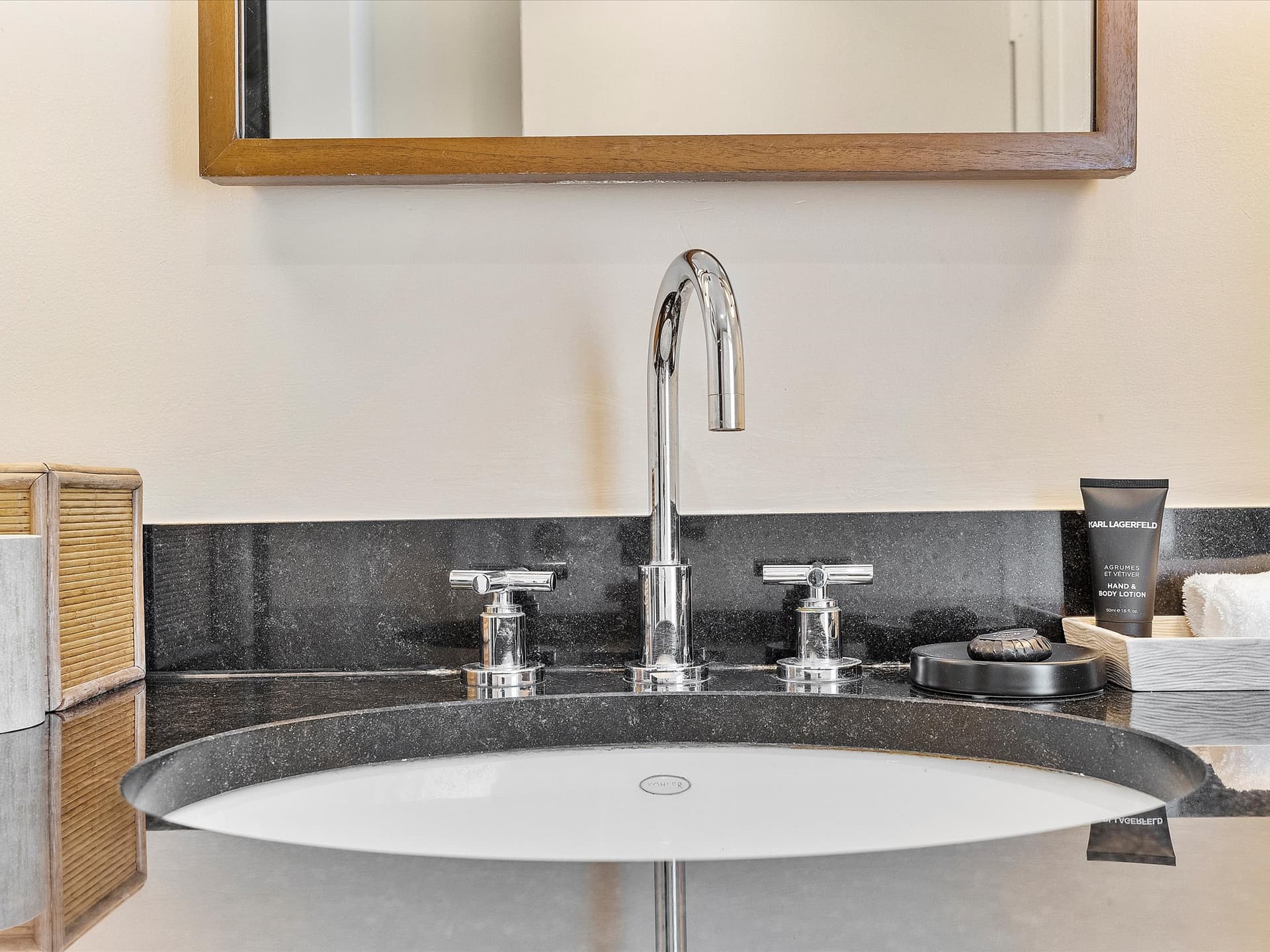 Ocean & Skyline Tranquility - Image 31