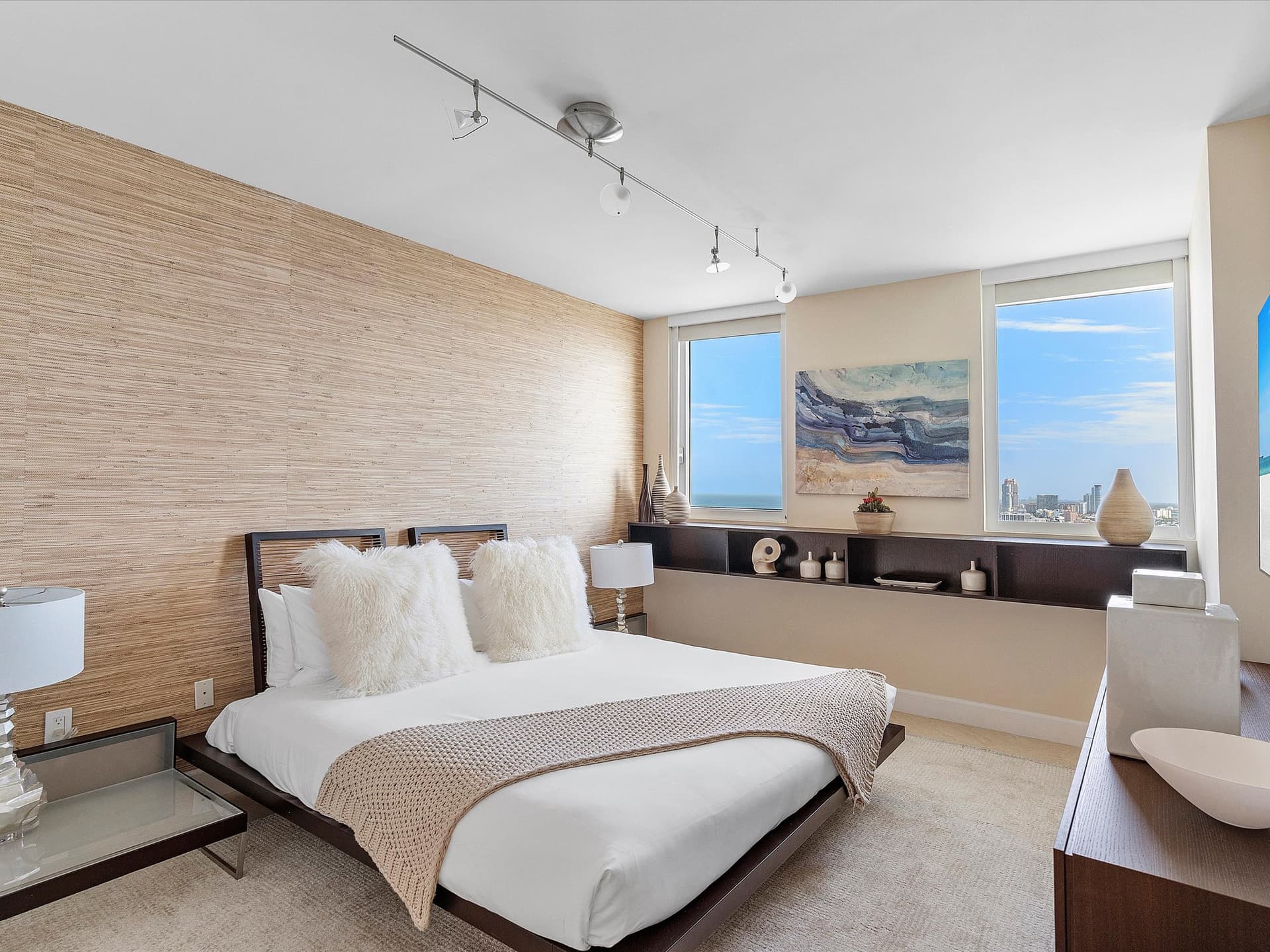 Ocean & Skyline Tranquility - Image 34