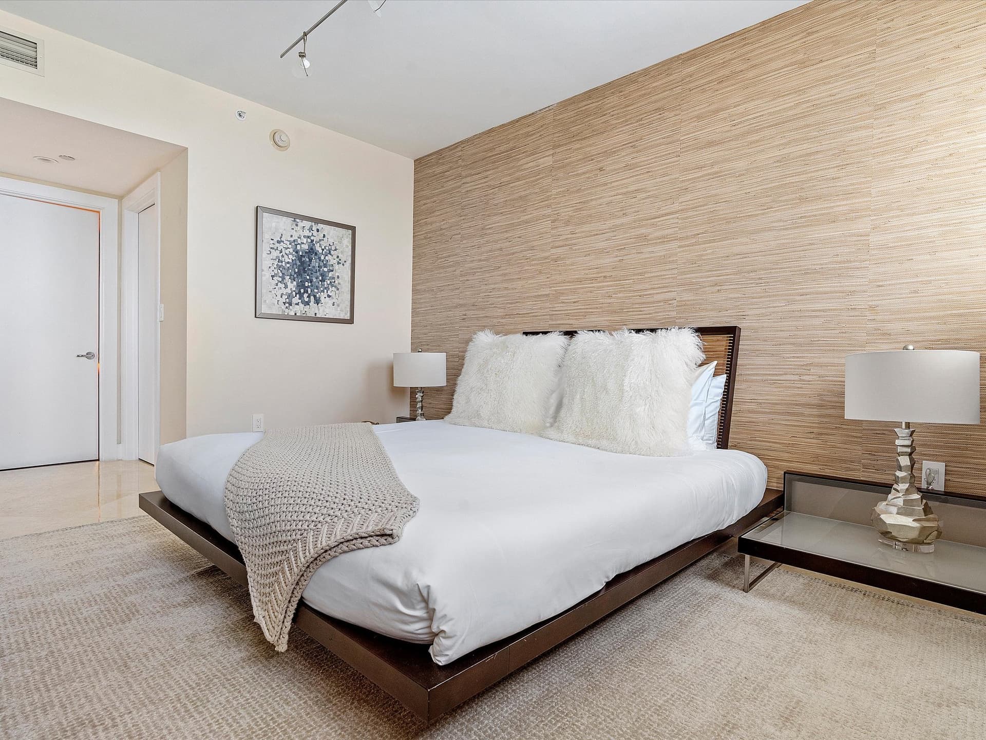 Ocean & Skyline Tranquility - Image 37